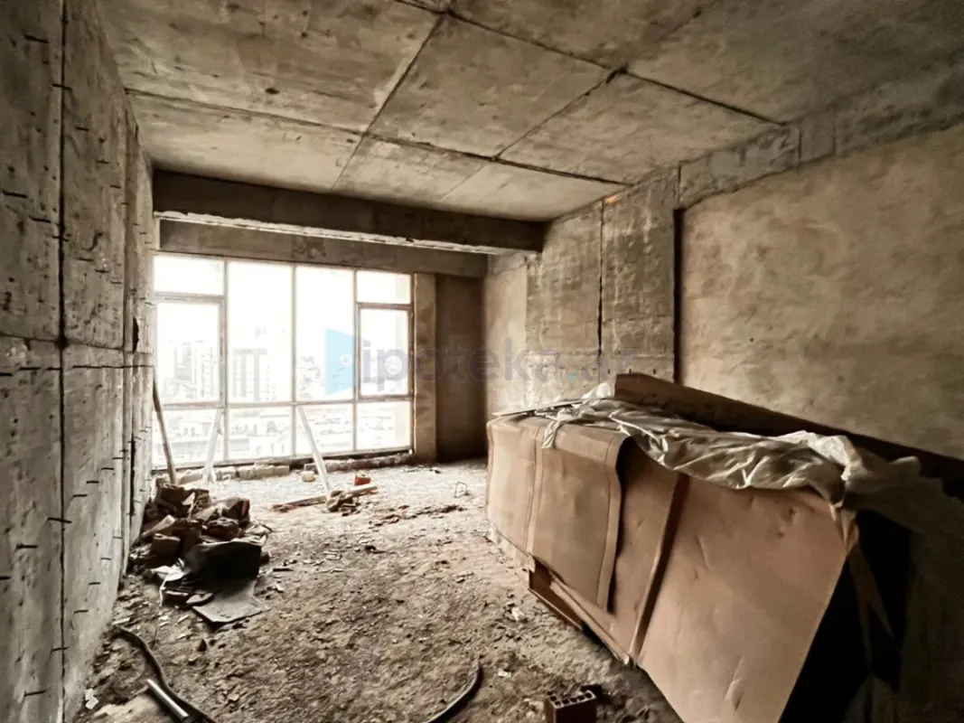 Satılır 3 otaqlı yeni tikili 136 m²