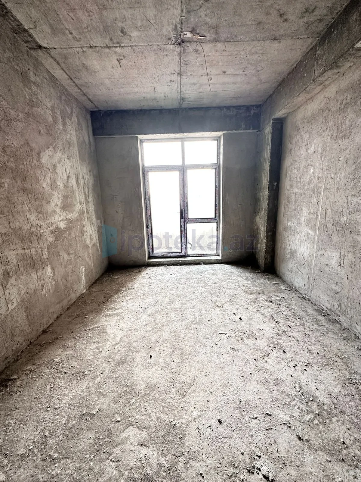 Satılır 4 otaqlı yeni tikili 185 m²