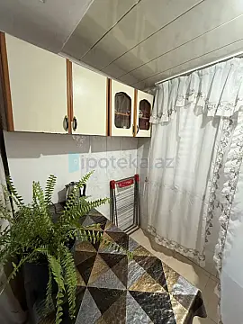 Satılır 2 otaqlı köhnə tikili 40 m²