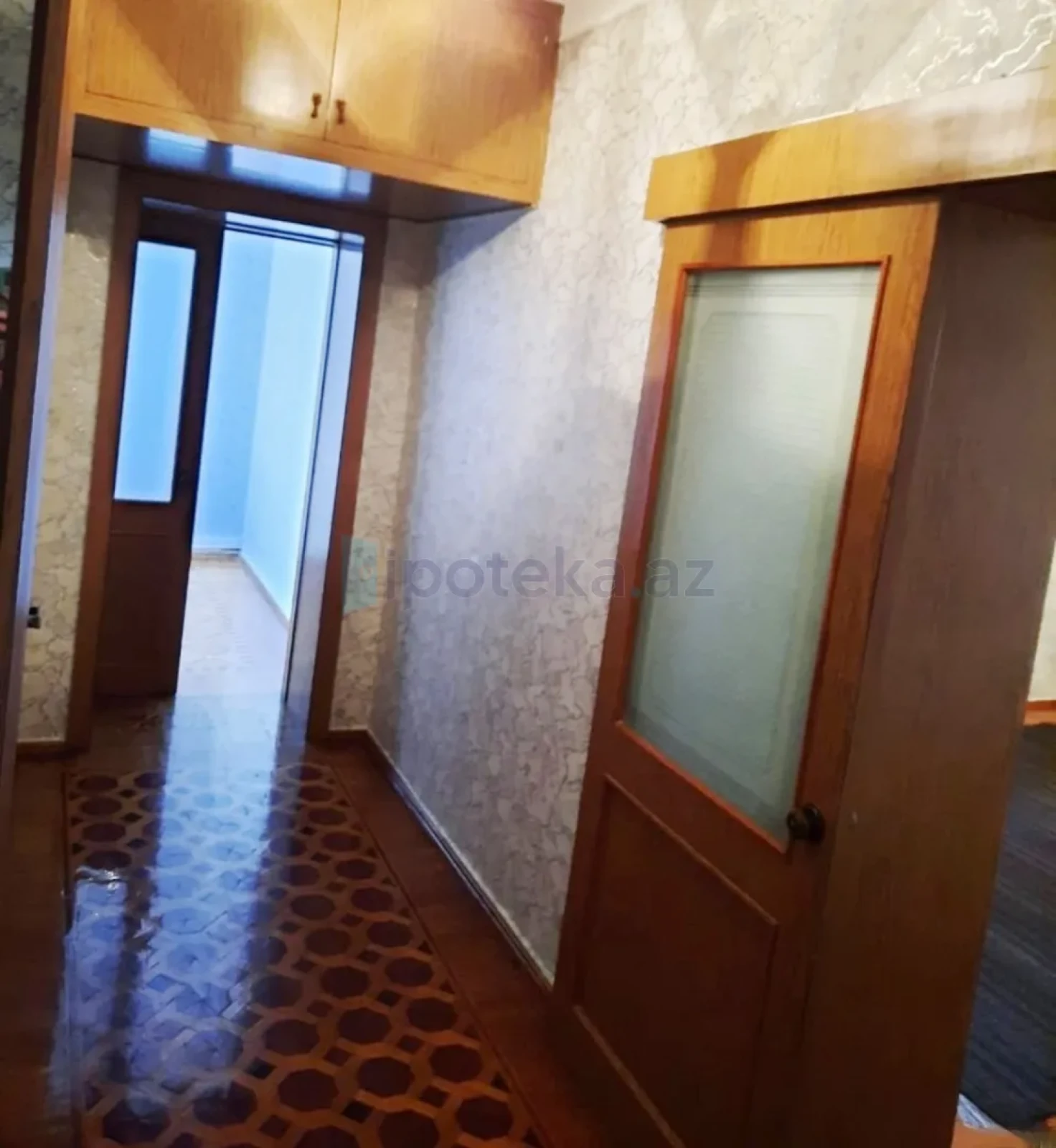 Satılır 3 otaqlı köhnə tikili 85 m²