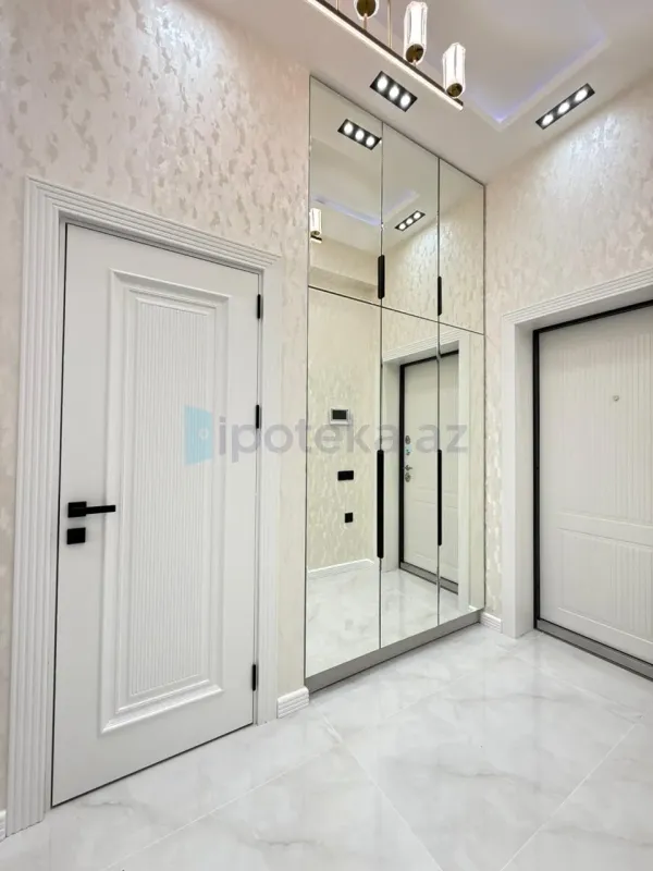 Satılır 3 otaqlı yeni tikili 105 m²