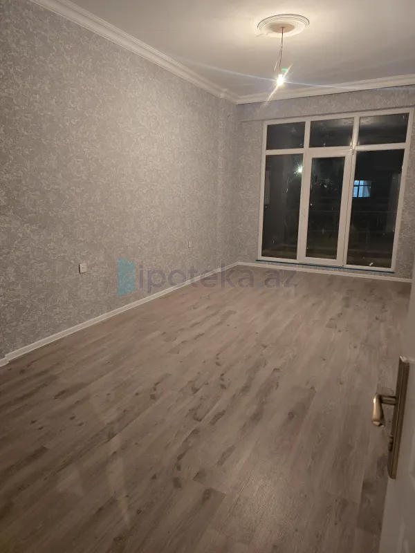 Satılır 2 otaqlı yeni tikili 75 m²