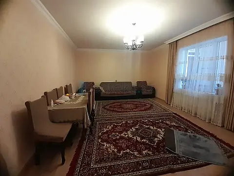 Satılır 4 otaqlı həyət evi 140 m²