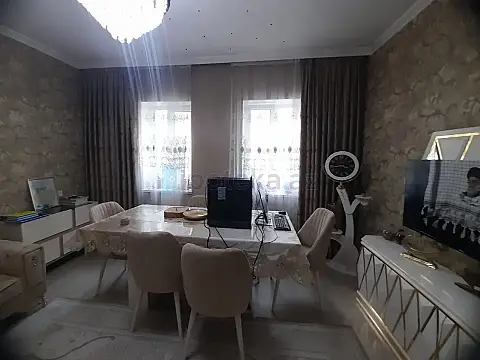 Satılır 4 otaqlı həyət evi 140 m²