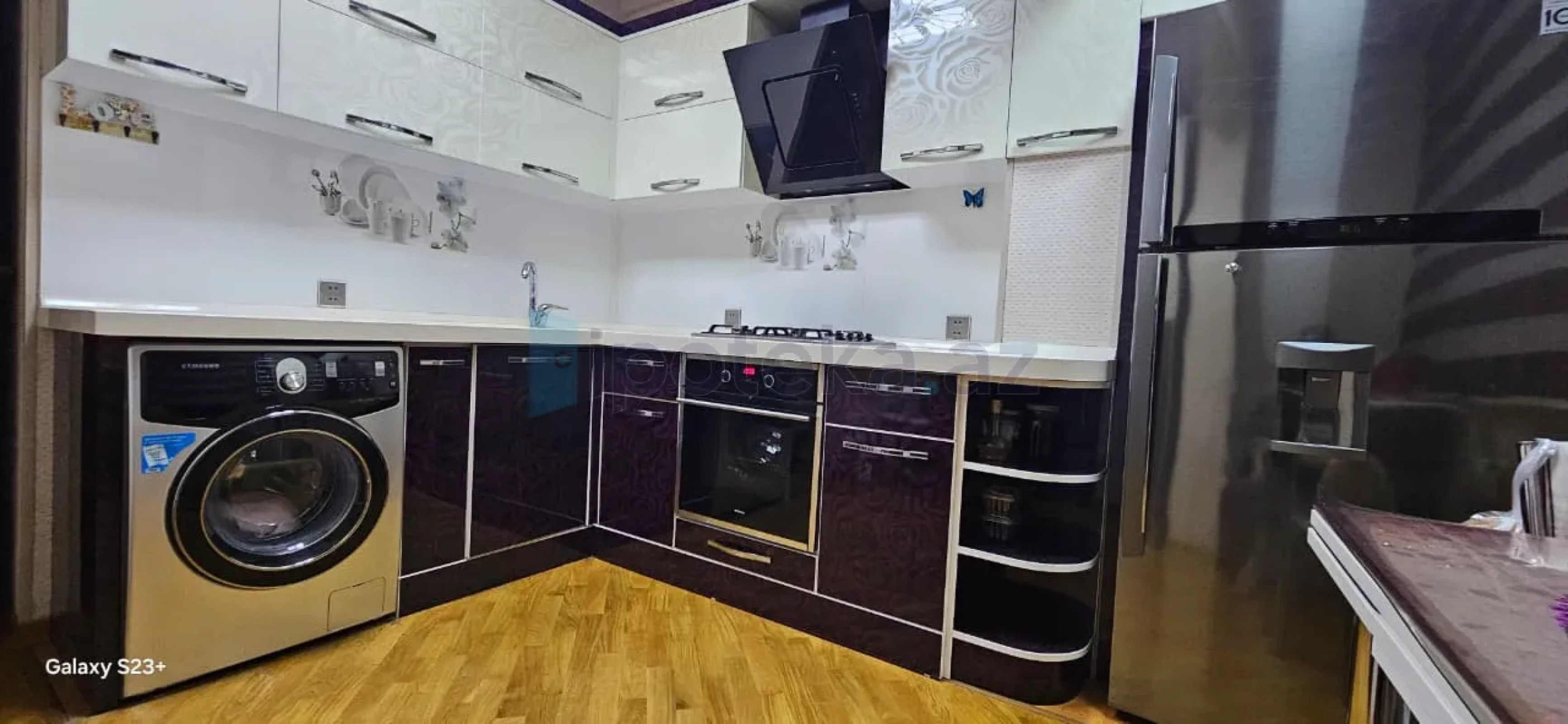 Satılır 3 otaqlı köhnə tikili 85 m²