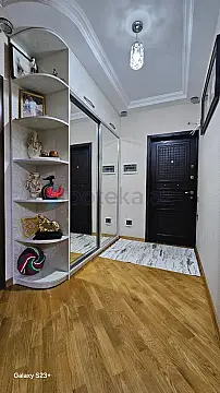 Satılır 3 otaqlı köhnə tikili 85 m²