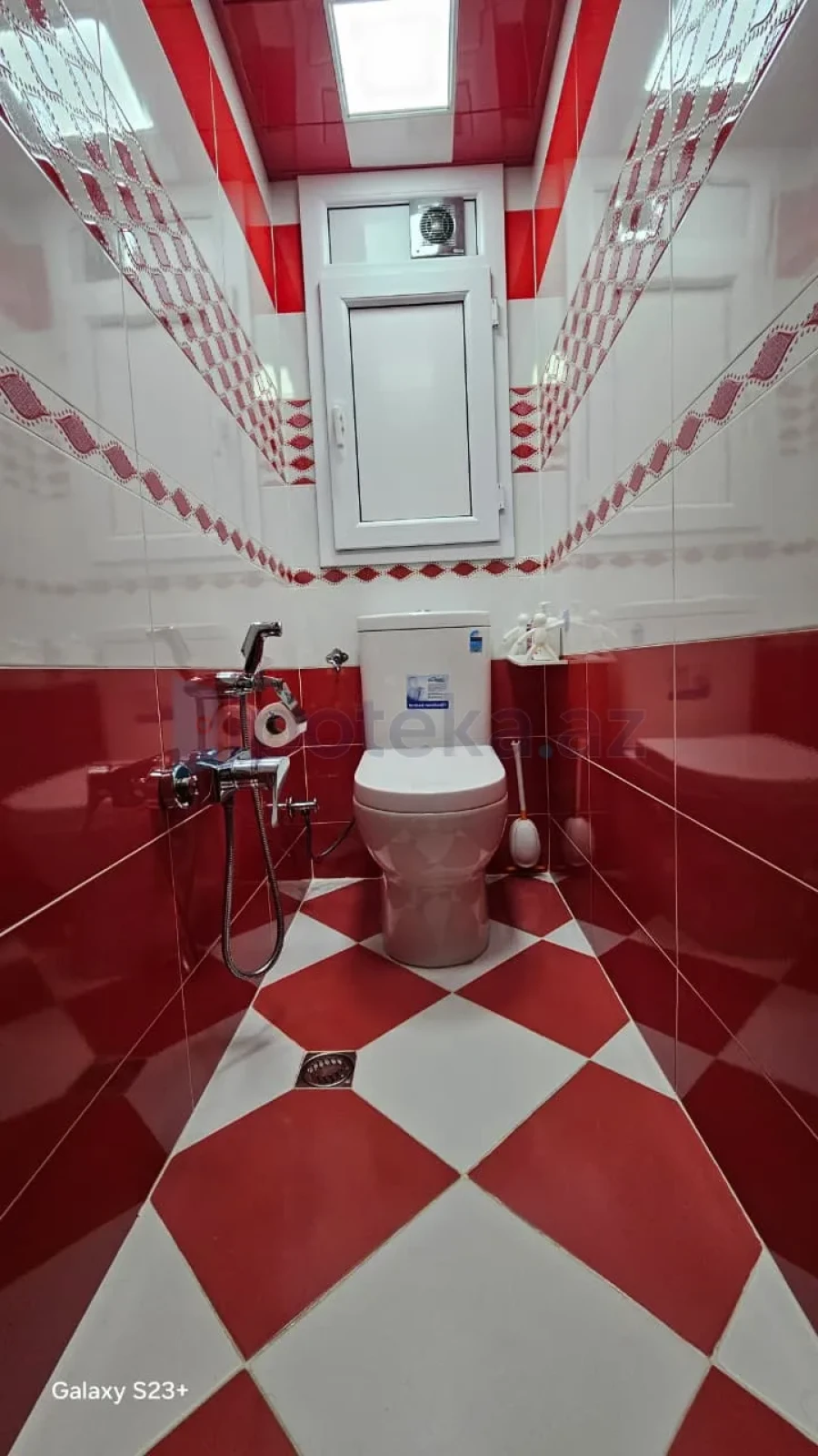 Satılır 3 otaqlı köhnə tikili 85 m²