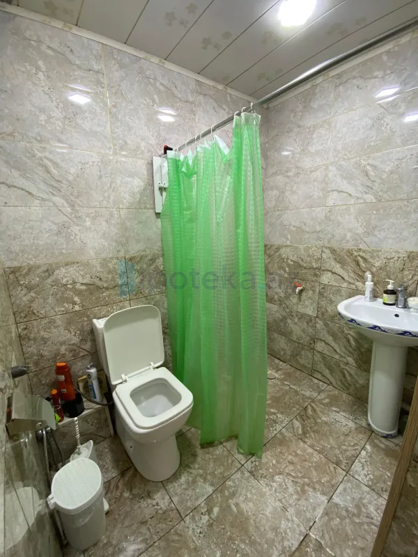 Satılır 3 otaqlı köhnə tikili 90 m²