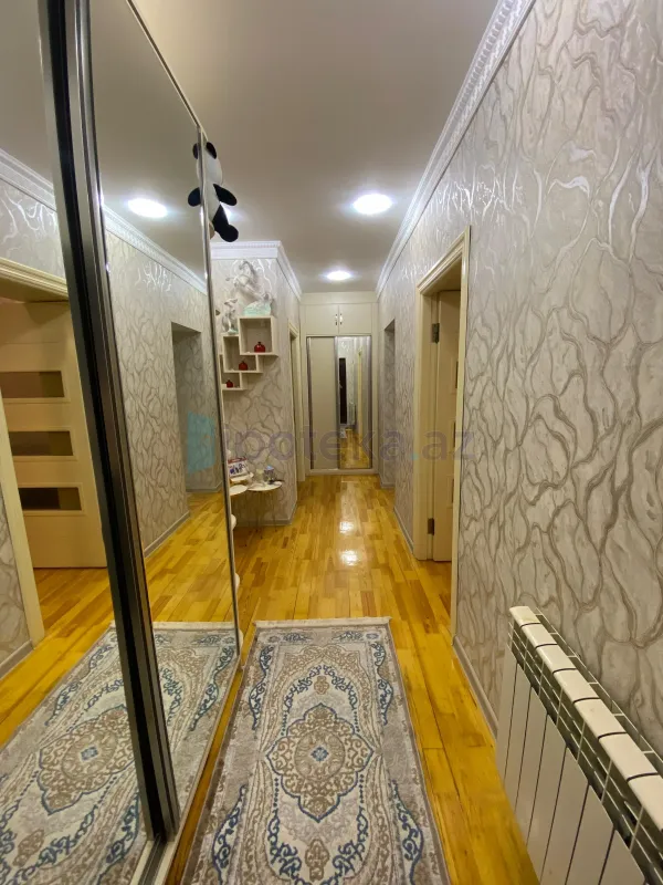 Satılır 3 otaqlı köhnə tikili 90 m²