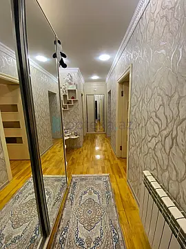 Satılır 3 otaqlı köhnə tikili 90 m²