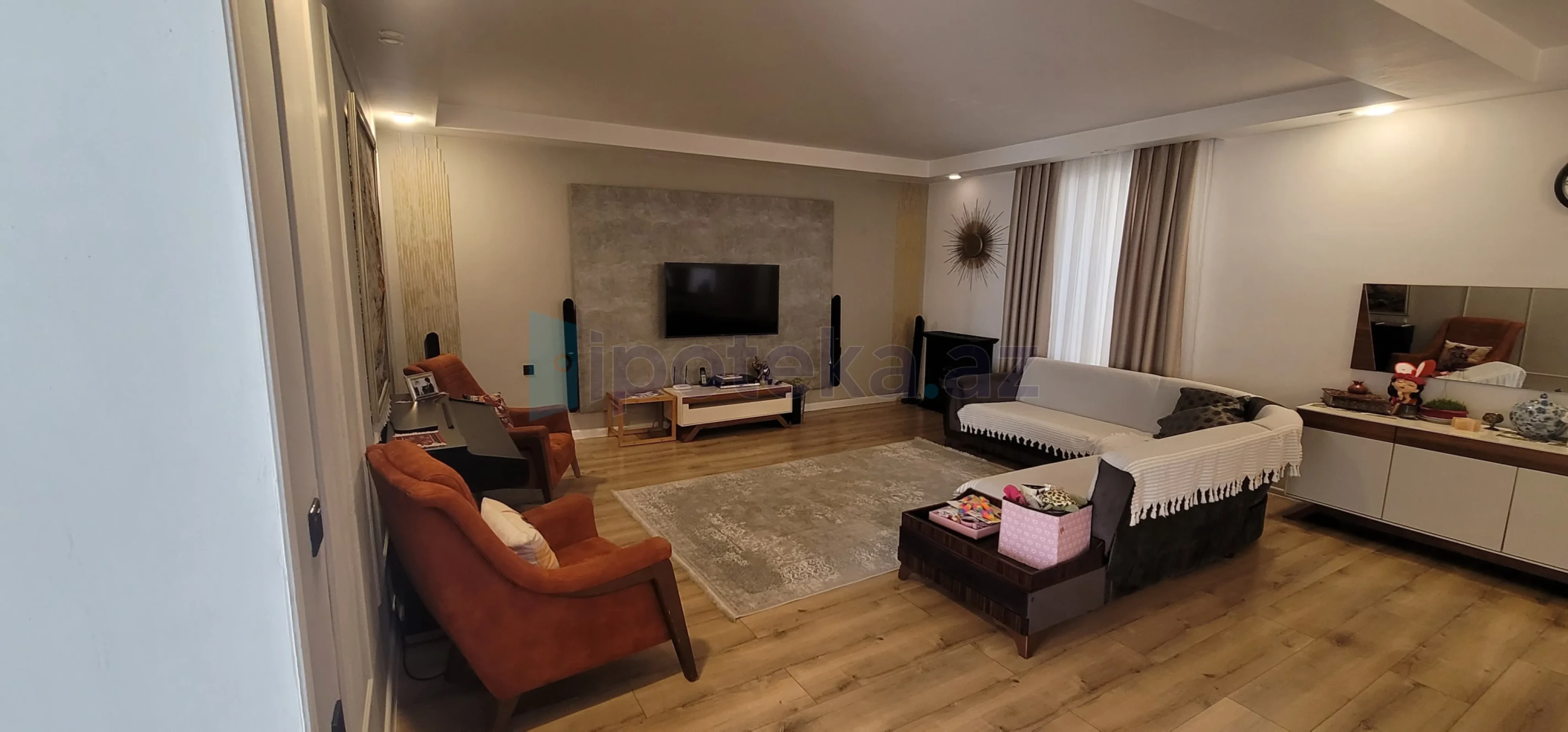 Satılır 6 otaqlı həyət evi 200 m²