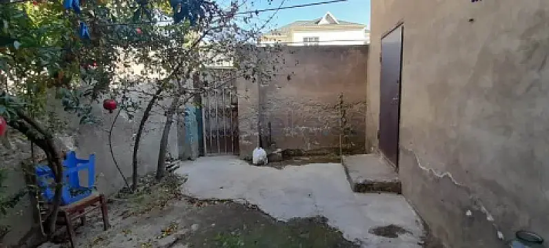 Satılır 3 otaqlı həyət evi 80 m²