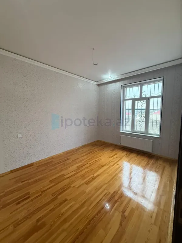 Satılır 6 otaqlı həyət evi 260 m²