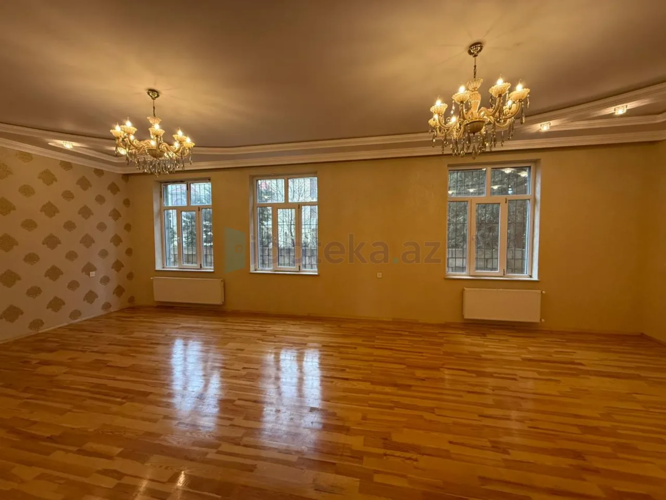 Satılır 6 otaqlı həyət evi 260 m²