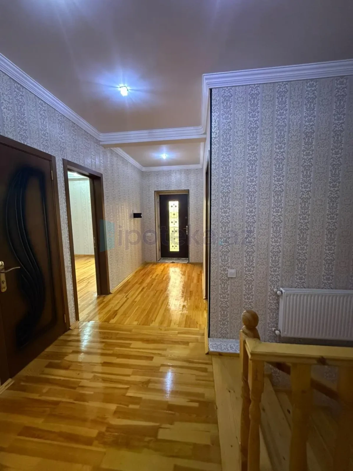 Satılır 6 otaqlı həyət evi 260 m²