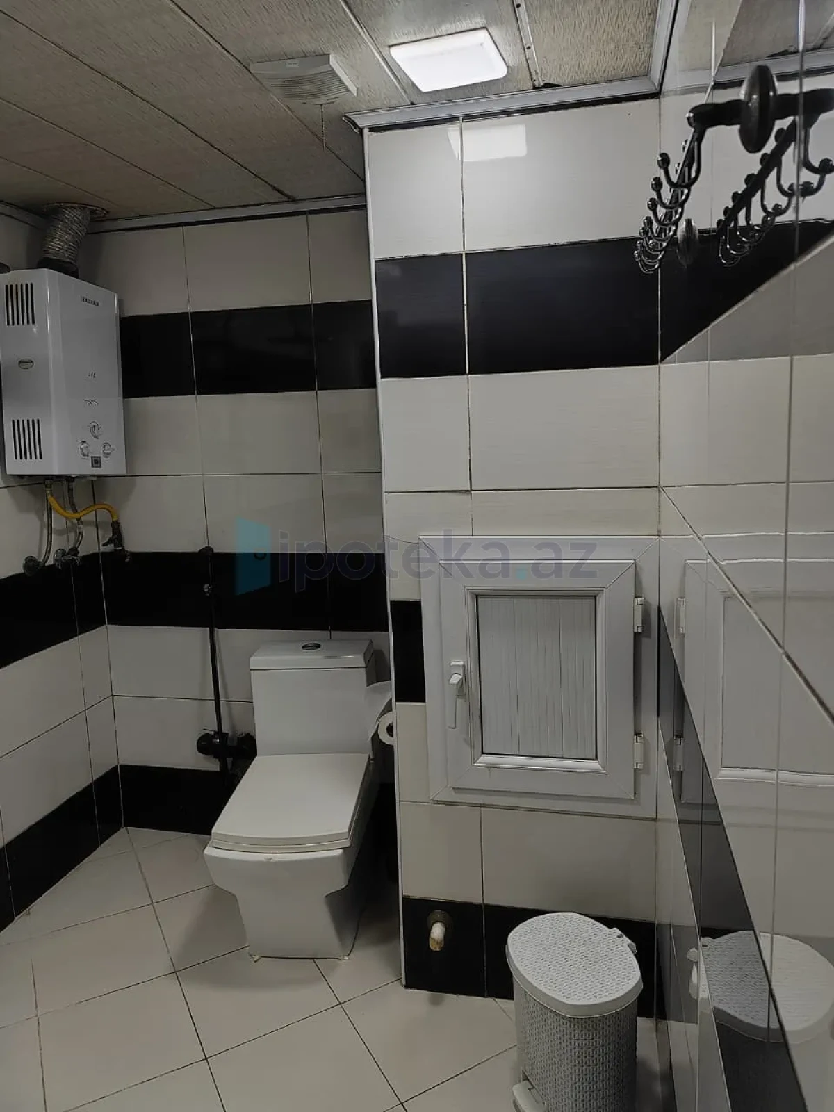 Satılır 2 otaqlı köhnə tikili 45 m²