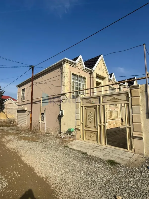 Satılır 3 otaqlı həyət evi 100 m²
