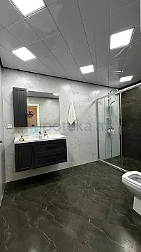 Satılır 2 otaqlı yeni tikili 96 m²