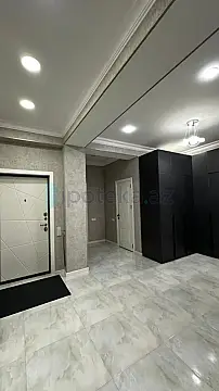 Satılır 2 otaqlı yeni tikili 96 m²