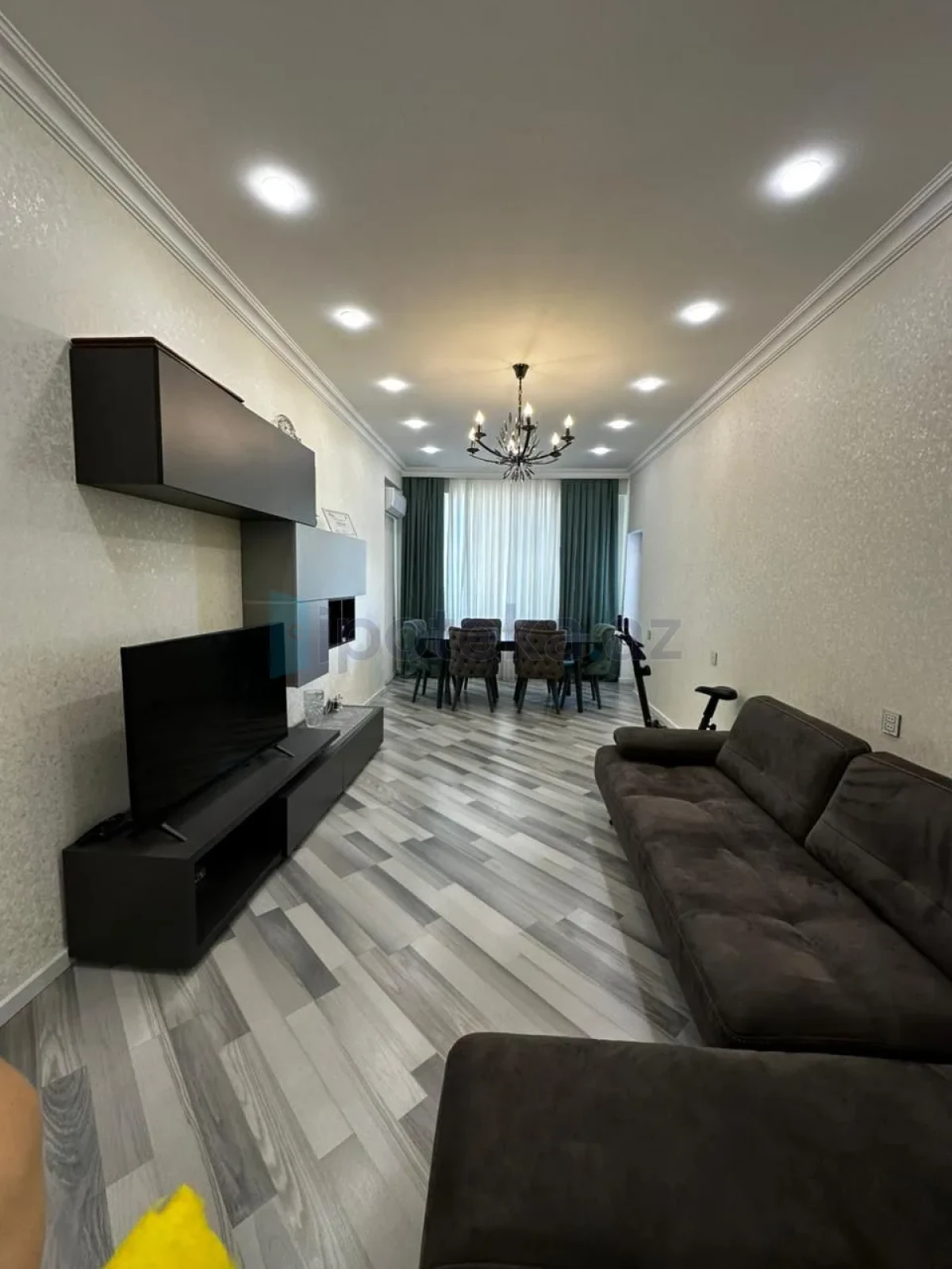 Satılır 2 otaqlı yeni tikili 96 m²