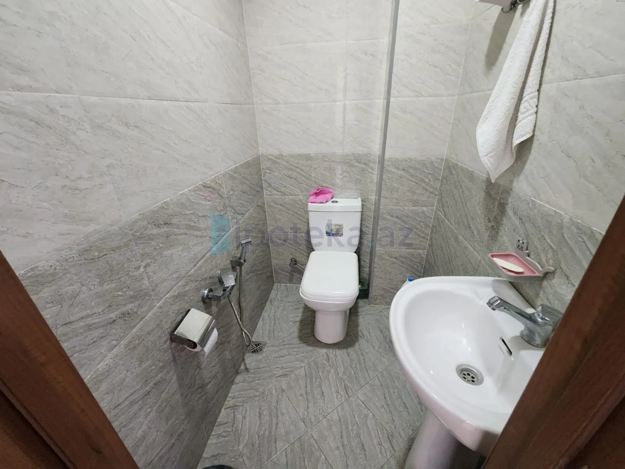 Satılır 2 otaqlı yeni tikili 67 m²