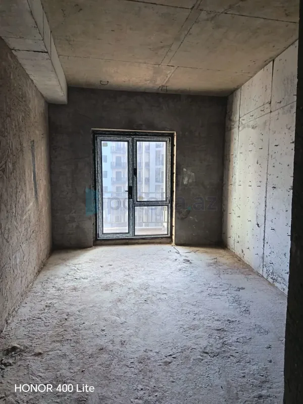 Satılır 5 otaqlı yeni tikili 253 m²