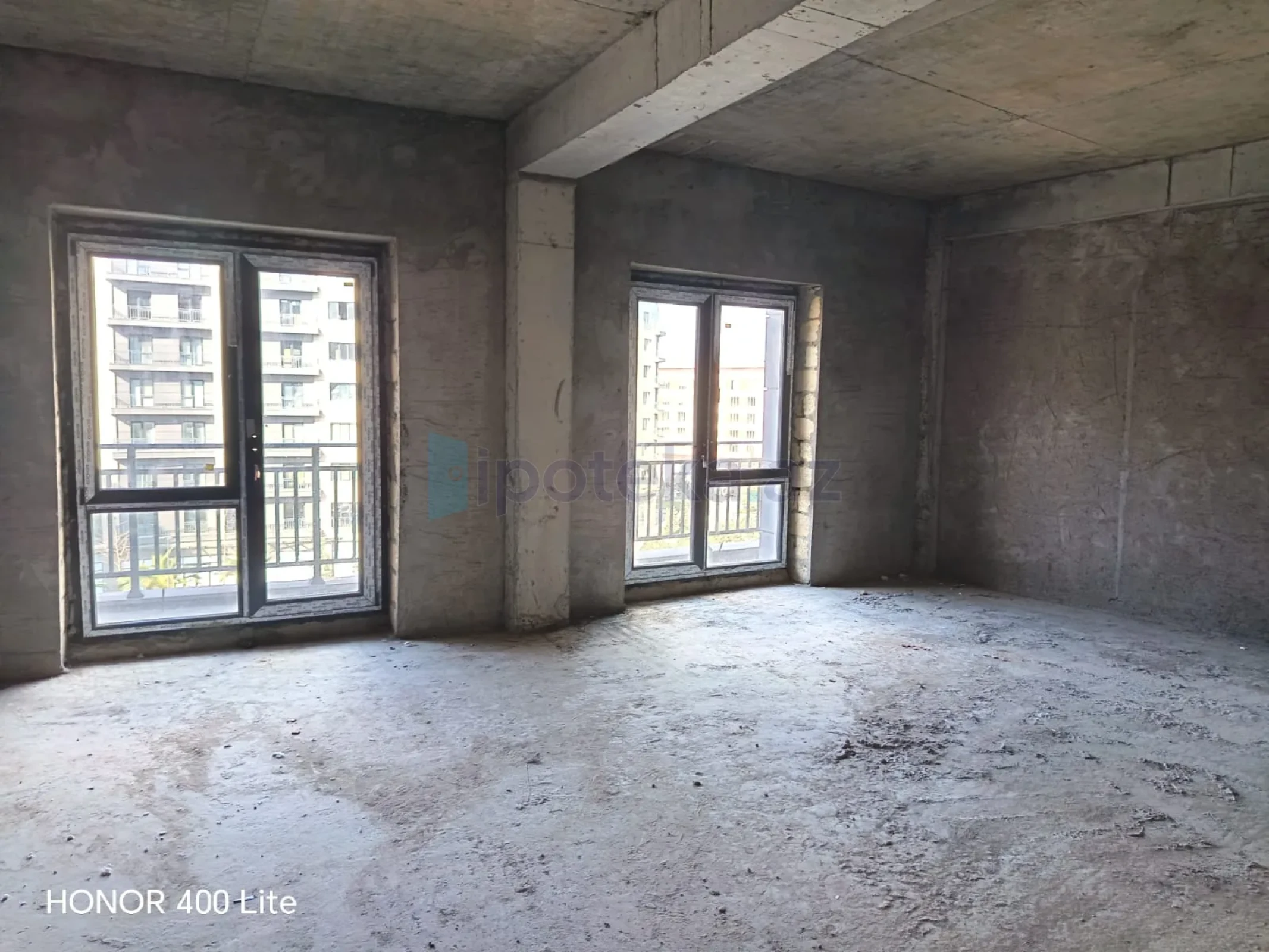Satılır 5 otaqlı yeni tikili 253 m²