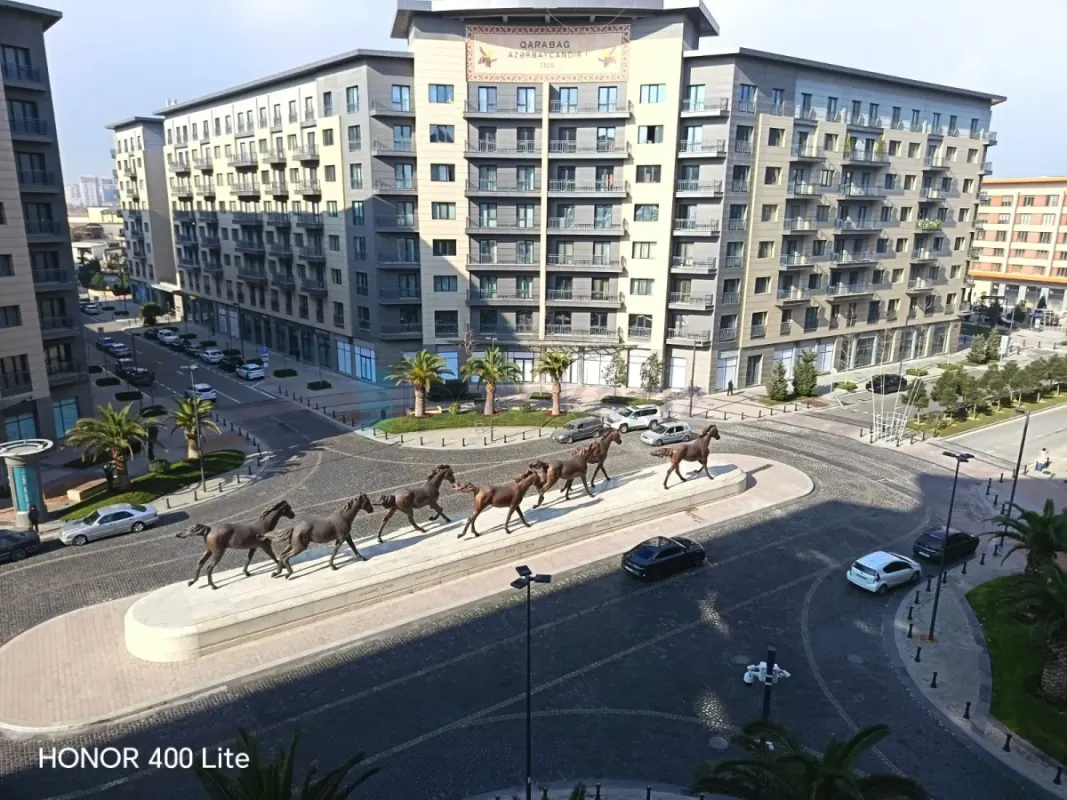 Satılır 5 otaqlı yeni tikili 253 m²