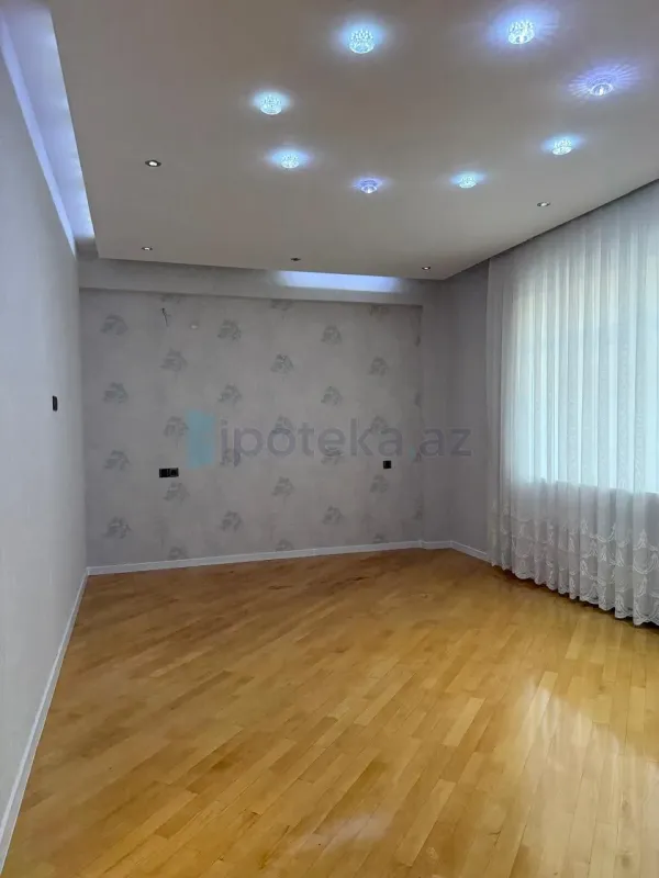 Satılır 3 otaqlı yeni tikili 122 m²