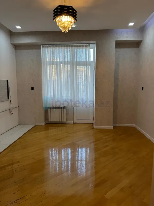 Satılır 3 otaqlı yeni tikili 122 m²