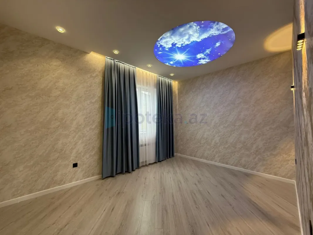 Satılır 5 otaqlı həyət evi 181 m²