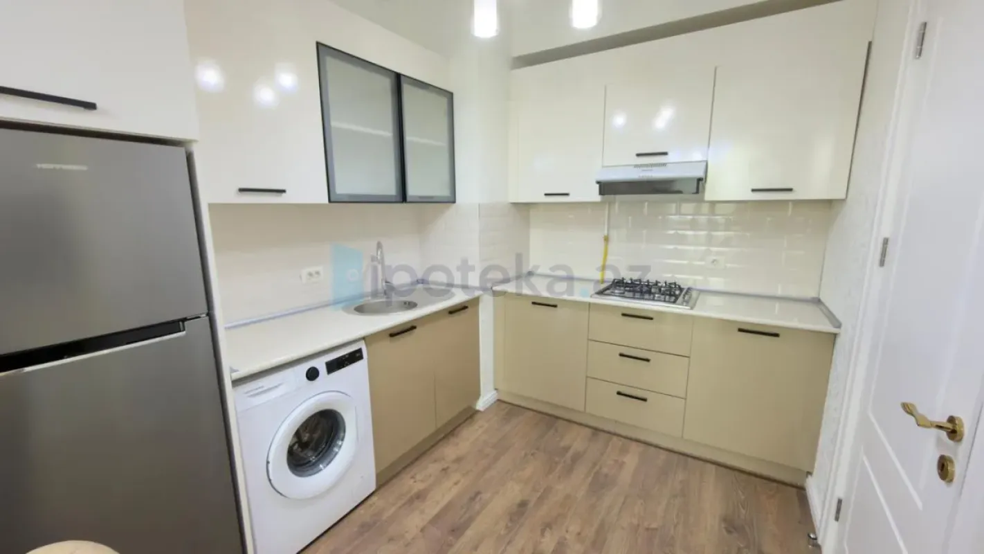 Satılır 2 otaqlı yeni tikili 38 m²