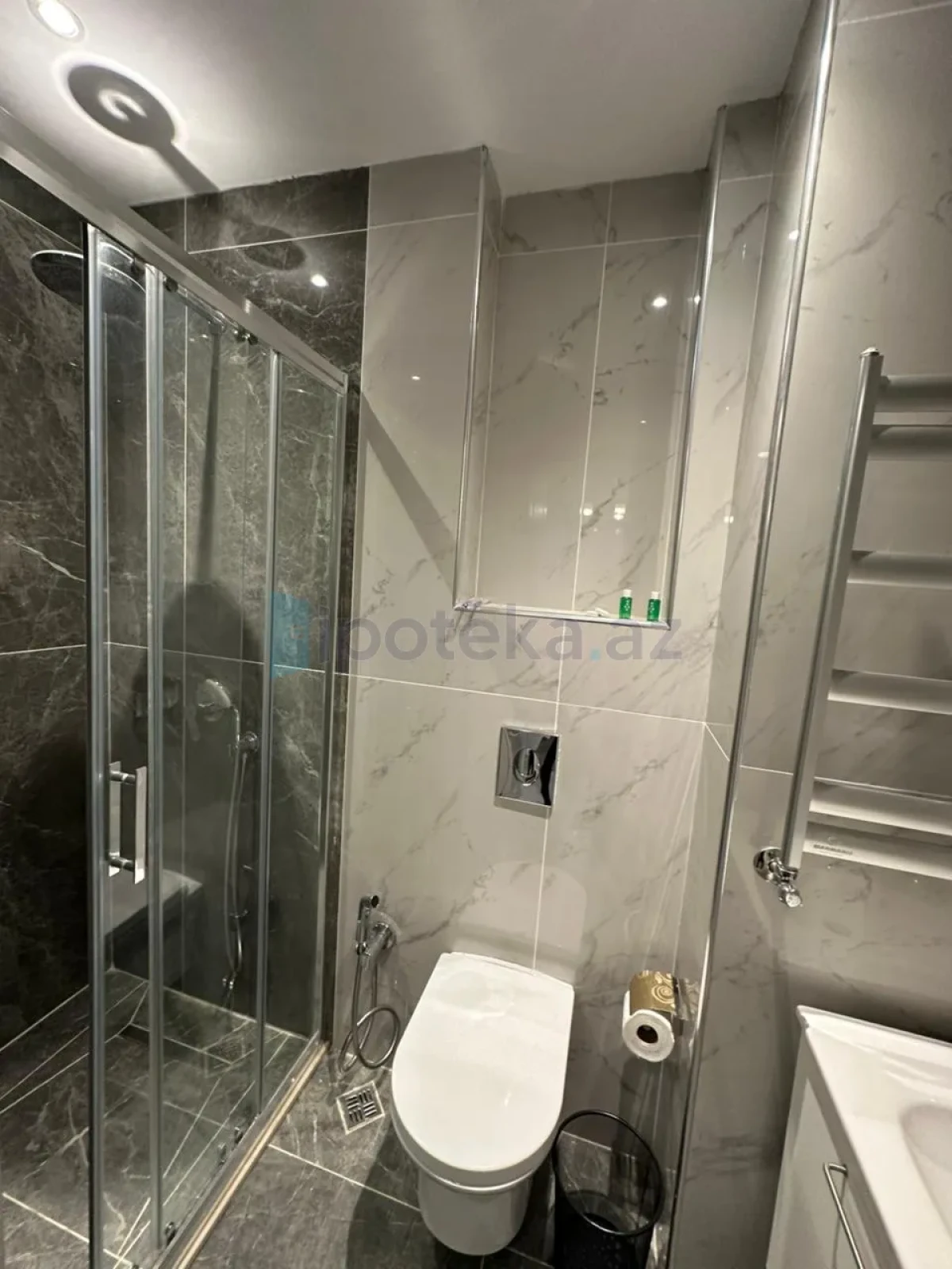 Satılır 2 otaqlı yeni tikili 38 m²