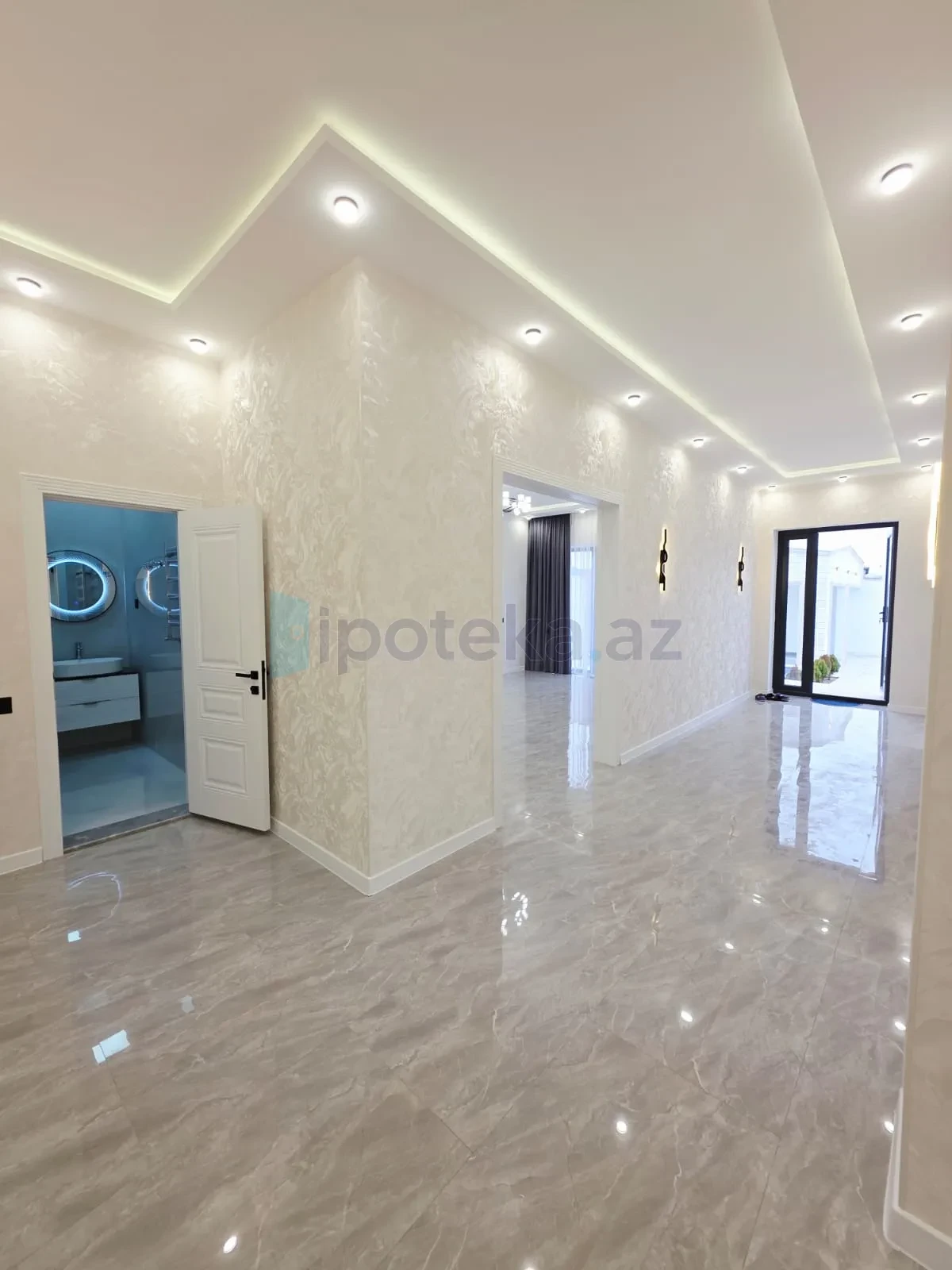 Satılır 4 otaqlı mənzil 170 m²