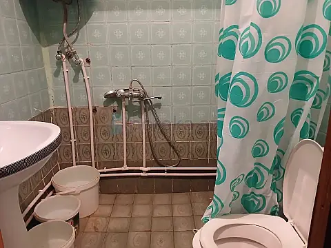 Satılır 3 otaqlı köhnə tikili 60 m²
