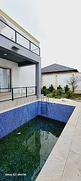 Satılır 4 otaqlı həyət evi 240 m²