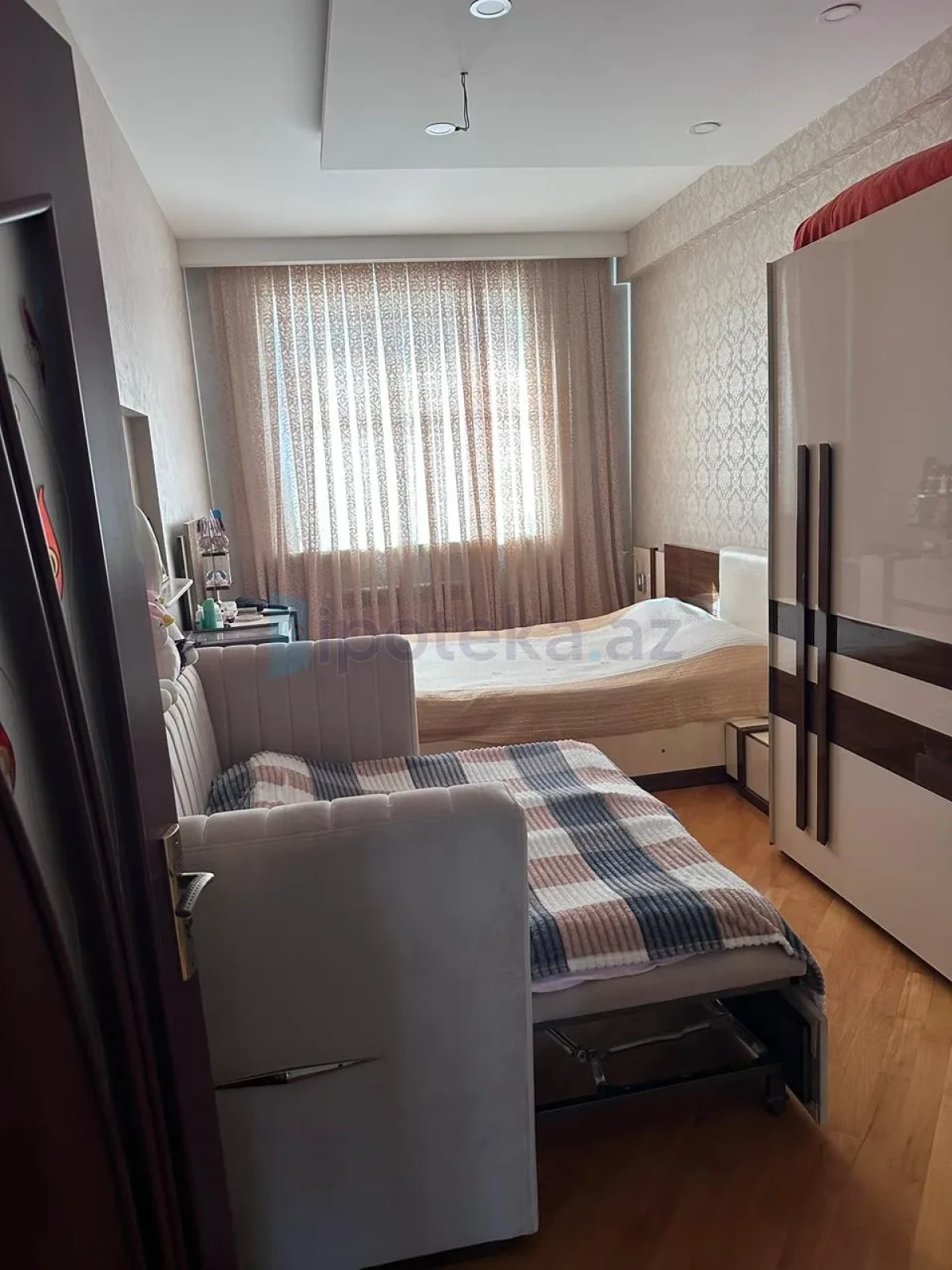 Satılır 2 otaqlı yeni tikili 68 m²