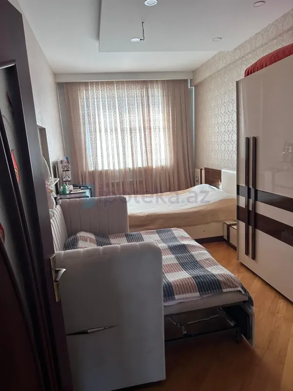 Satılır 2 otaqlı yeni tikili 68 m²