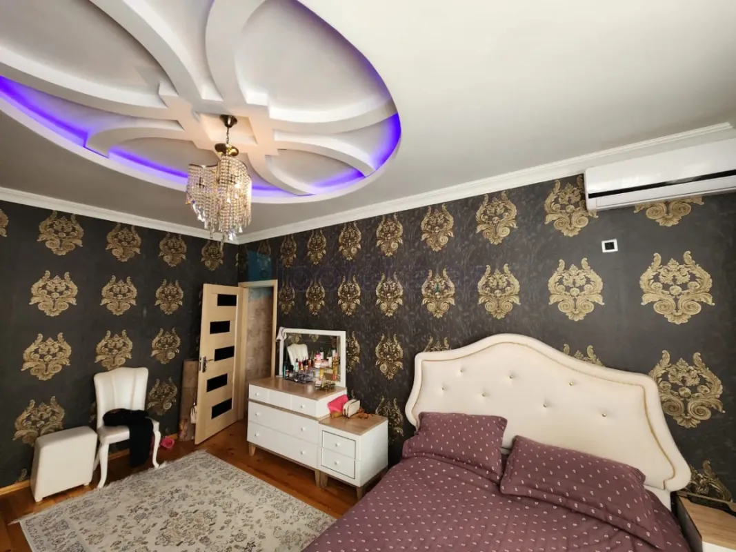 Satılır 3 otaqlı yeni tikili 90 m²