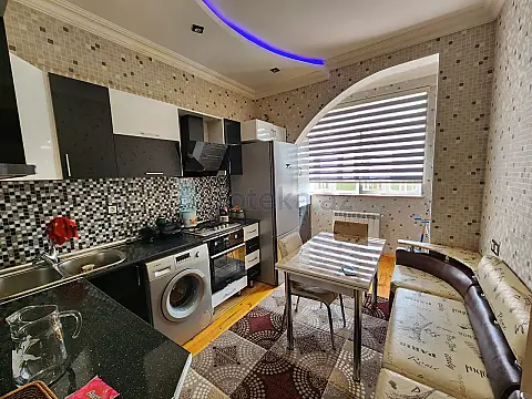 Satılır 3 otaqlı yeni tikili 90 m²