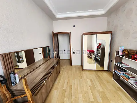 Satılır 3 otaqlı yeni tikili 86 m²