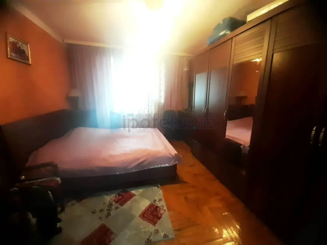 Satılır 3 otaqlı köhnə tikili 85 m²