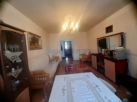 Satılır 3 otaqlı köhnə tikili 85 m² — Bakı, Nərimanov 3 otaq 85.00 m²