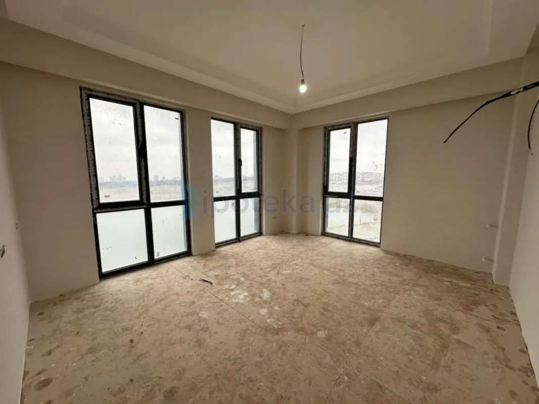 Satılır 3 otaqlı yeni tikili 83.08 m²