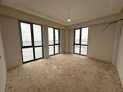 Satılır 3 otaqlı yeni tikili 83.08 m²