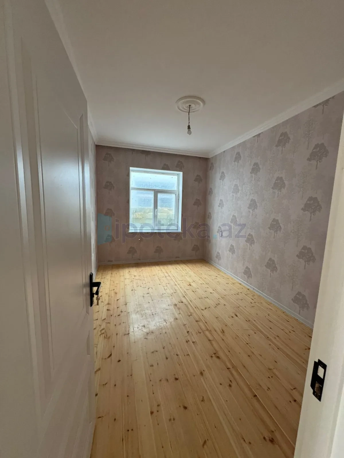 Satılır 4 otaqlı həyət evi 228 m²