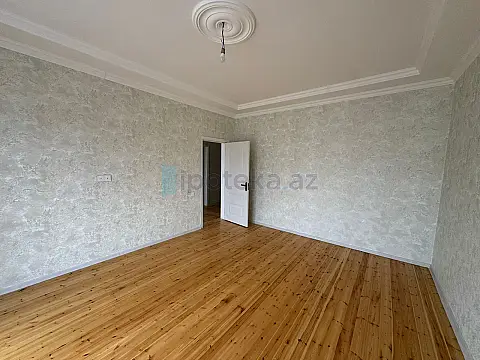Satılır 4 otaqlı həyət evi 228 m²