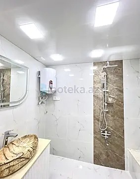 Satılır 3 otaqlı köhnə tikili 77 m²