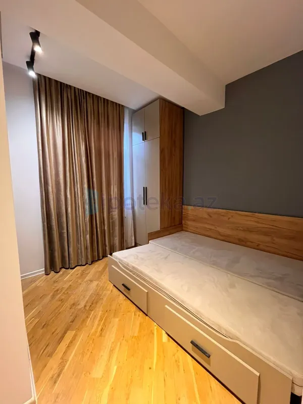 Satılır 3 otaqlı yeni tikili 110 m²