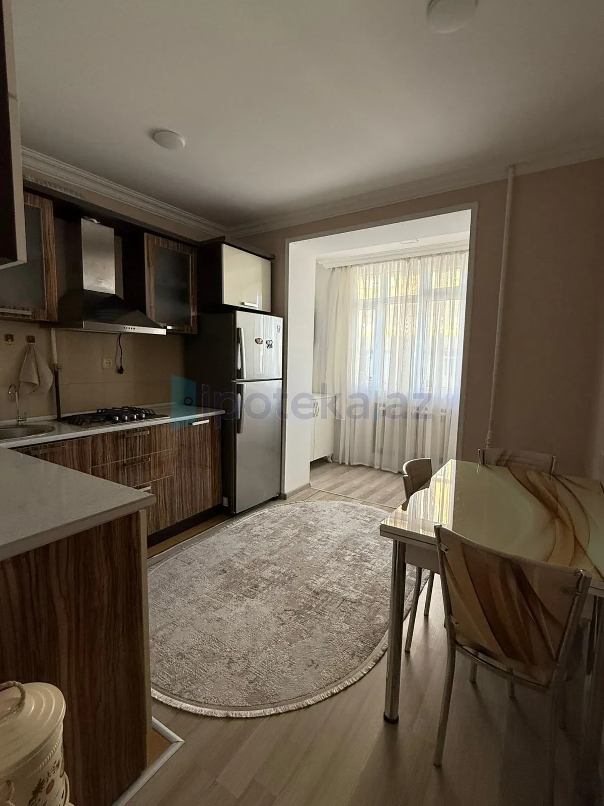 Satılır 3 otaqlı köhnə tikili 80 m²